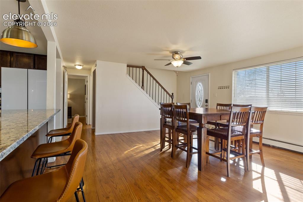 Image 5 of 29: Dining Area