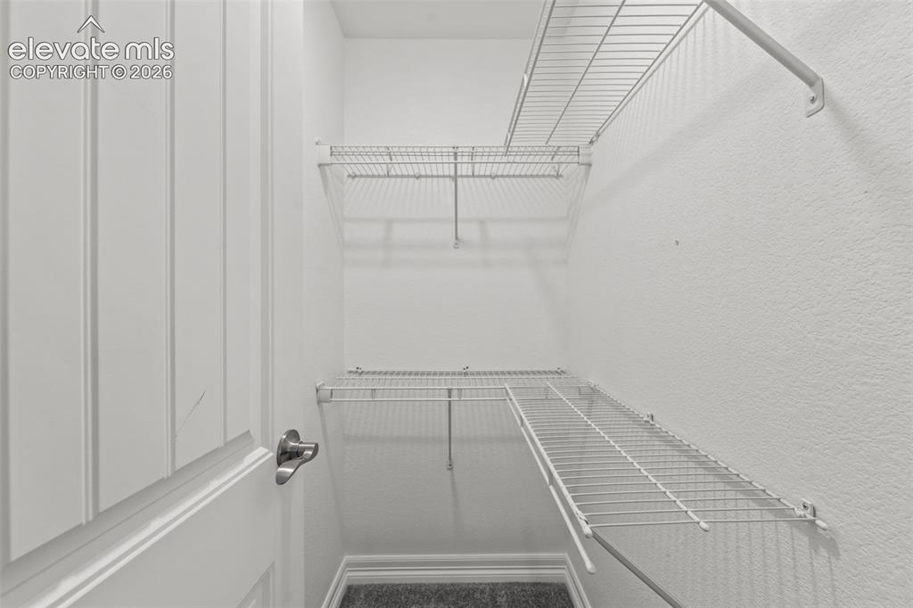 Image 31 of 45: Closet