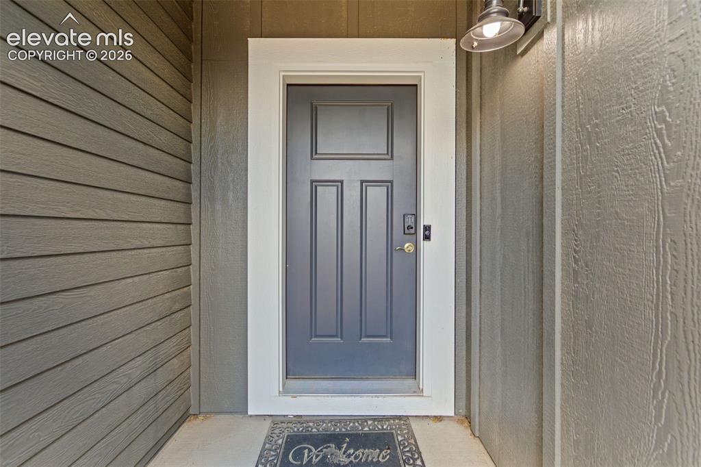 Image 4 of 45: Entry