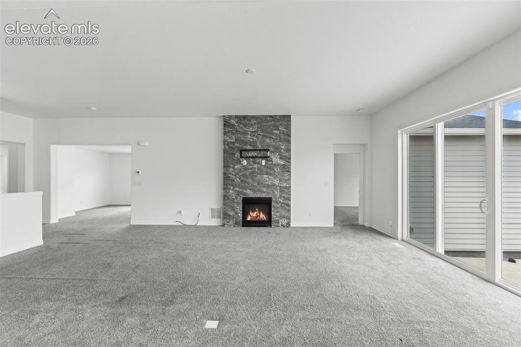 Image 7 of 45: Living Room