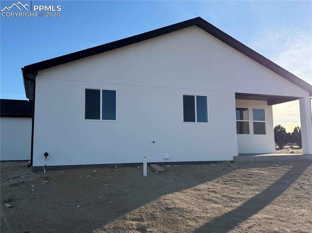 Image 24 of 26: Back of Structure