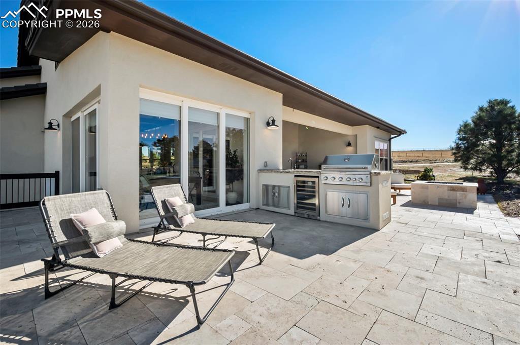 Image 19 of 33: 2nd Patio view