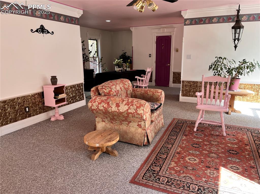 Image 7 of 22: Living Room