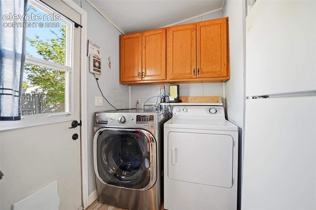 Image 11 of 39: Laundry