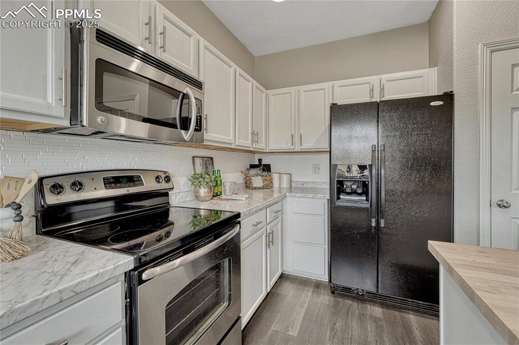 Image 17 of 50: So much storage including a pantry!