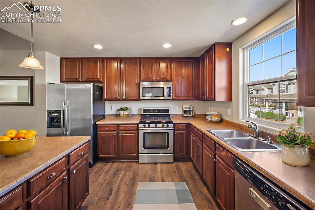 Image 18 of 50: virtually staged