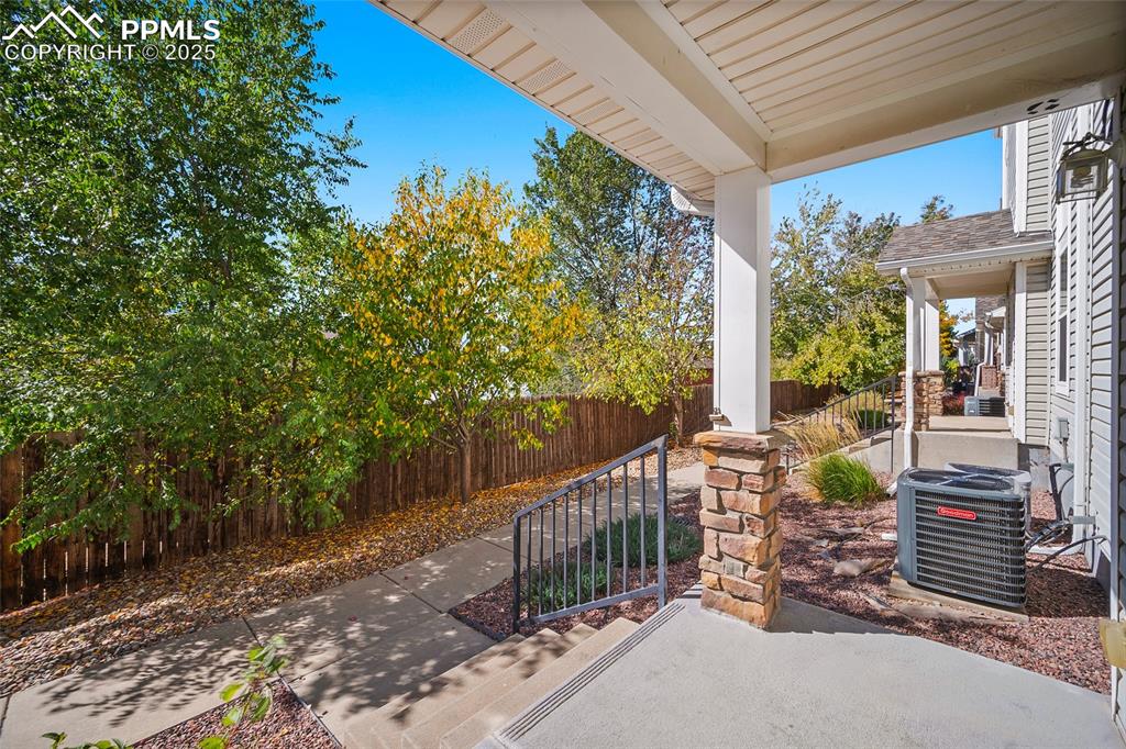 Image 42 of 50: Patio