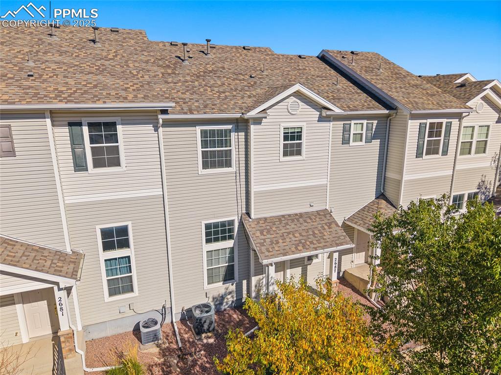 Image 46 of 50: Back of Structure