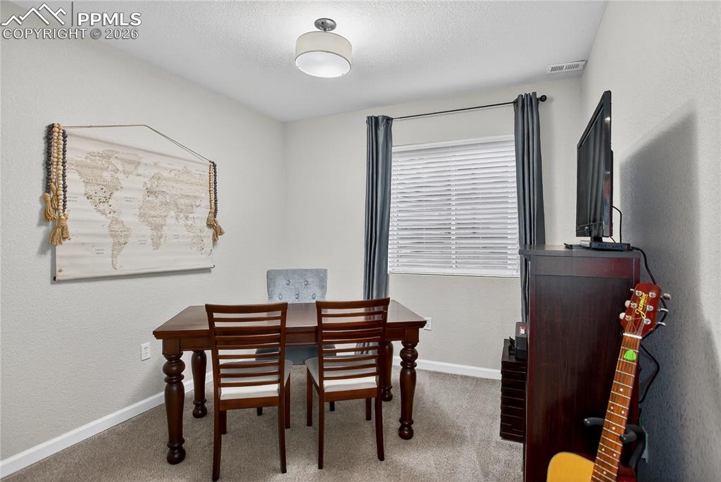 Image 26 of 30: Office - lower level. Useable as additional bedroom.