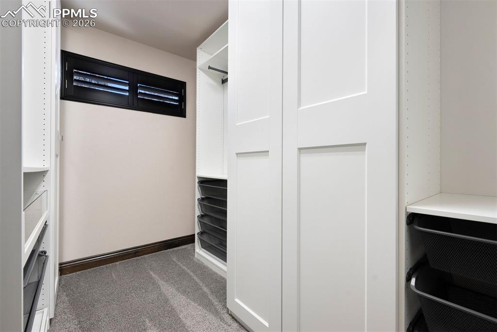 Image 30 of 49: Closet