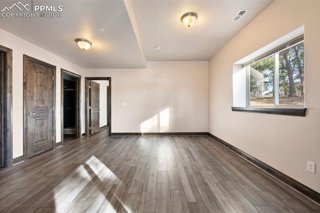 Image 40 of 49: Bedroom