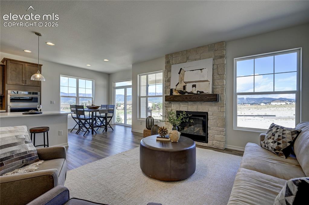 Image 9 of 35: Living Room