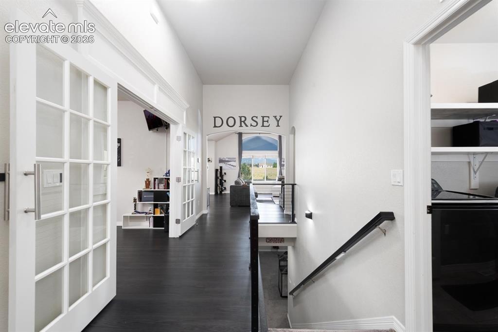 Image 3 of 39: Entrance Foyer