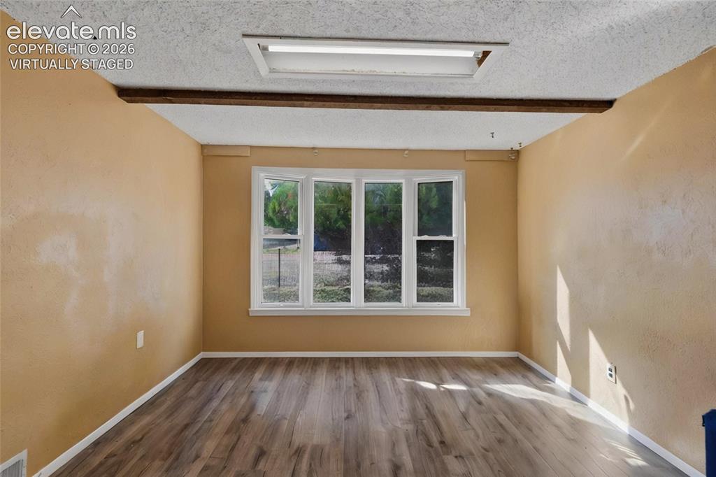 Image 13 of 38: Virtually Staged
Optional Dining Area