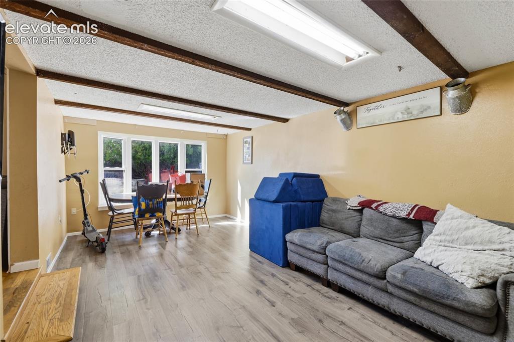 Image 9 of 38: Family Room