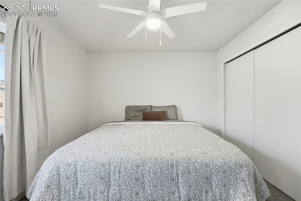 Image 21 of 43: Bedroom