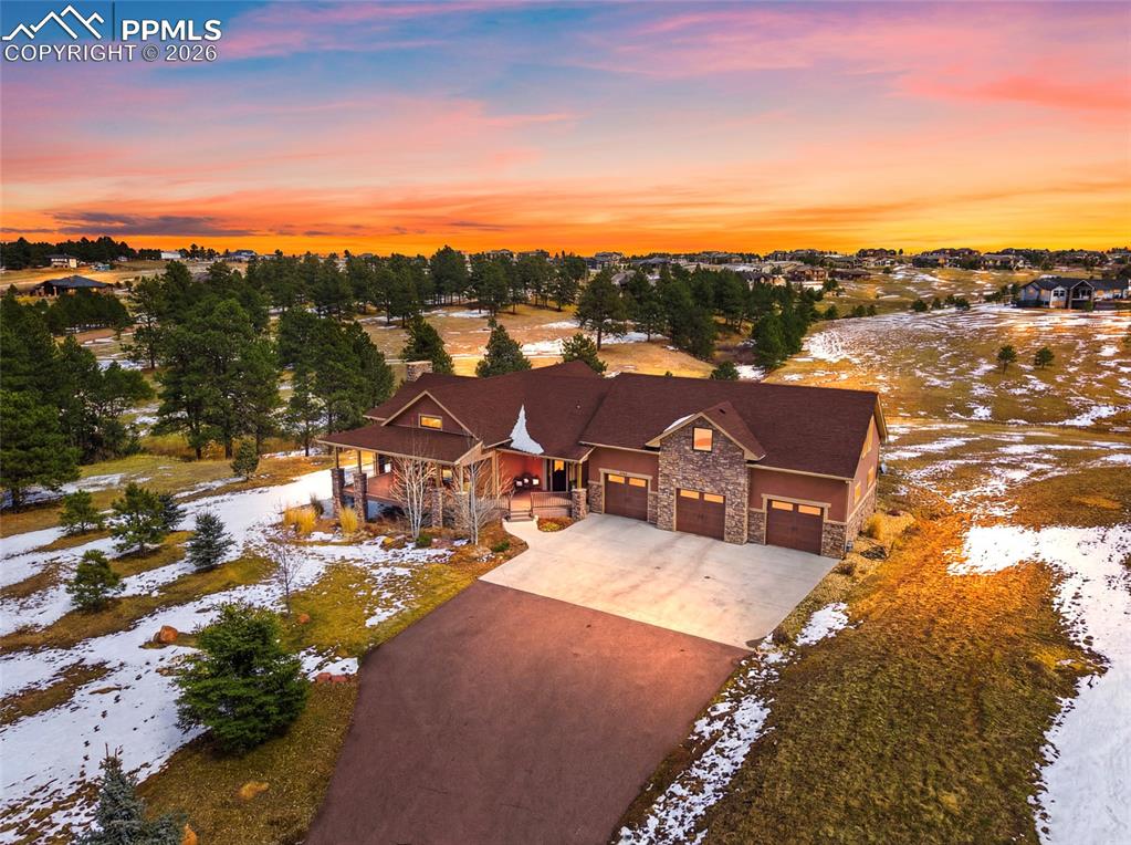 Image 1 of 50: Front of Structure