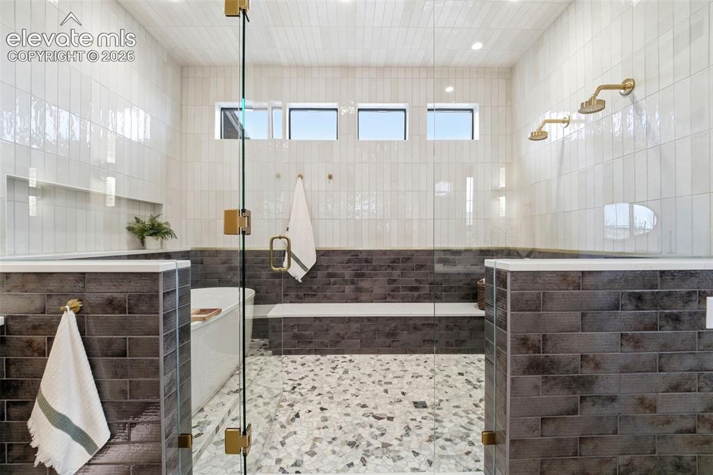 Image 19 of 50: Master Bathroom