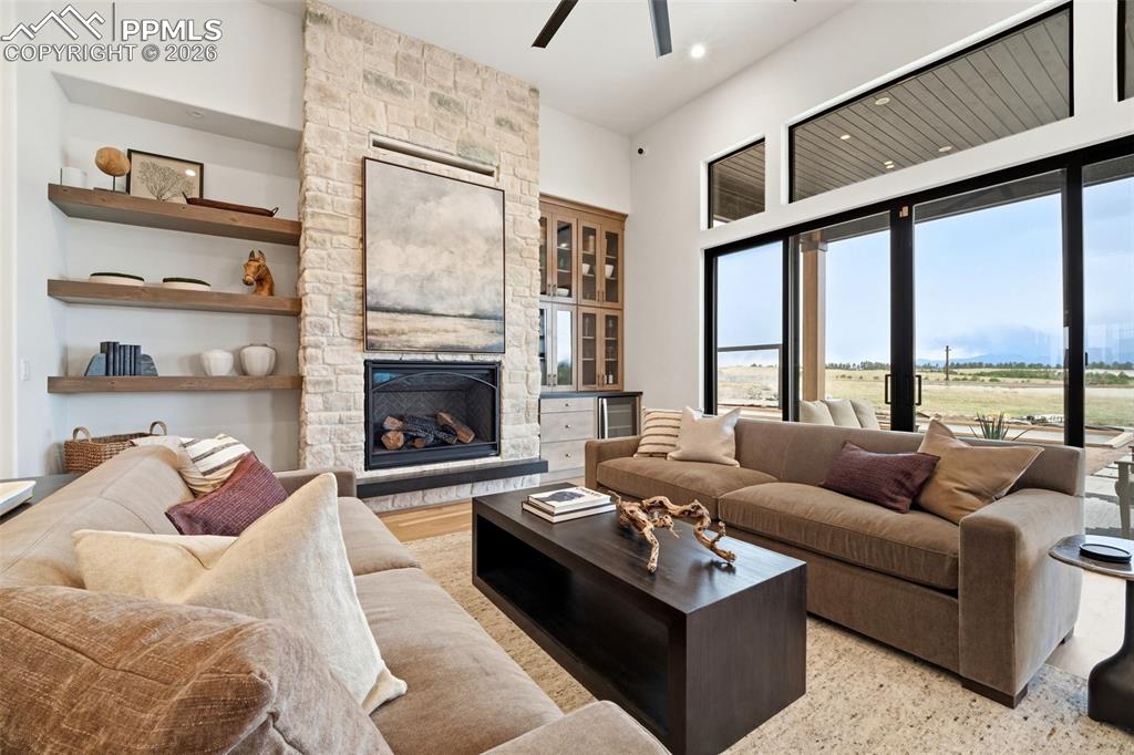 Image 3 of 28: Living Room