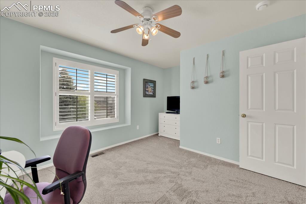 Image 24 of 48: Office