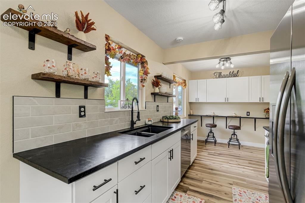 Image 14 of 50: All new stainless steel appliances are included!