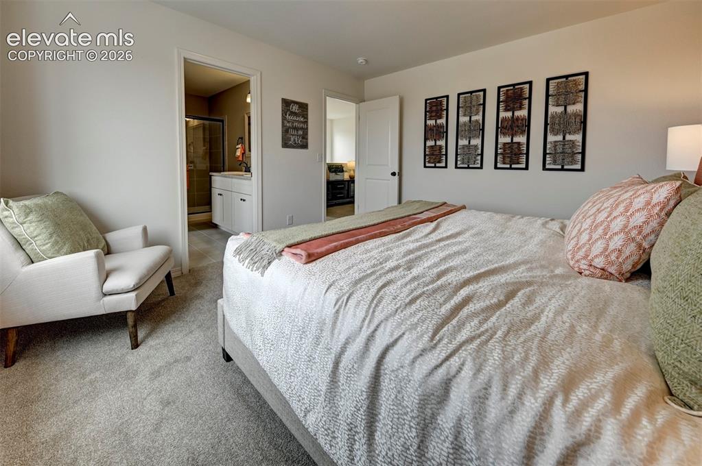 Image 21 of 30: *photo of previous model home of the same floorplan*