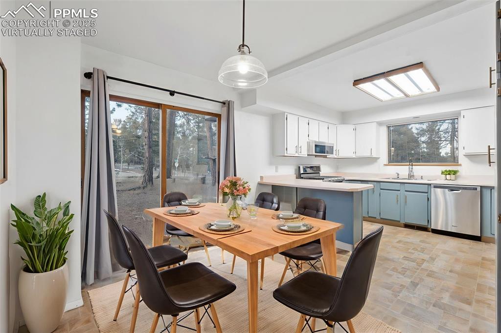 Image 2 of 50: Virtually staged