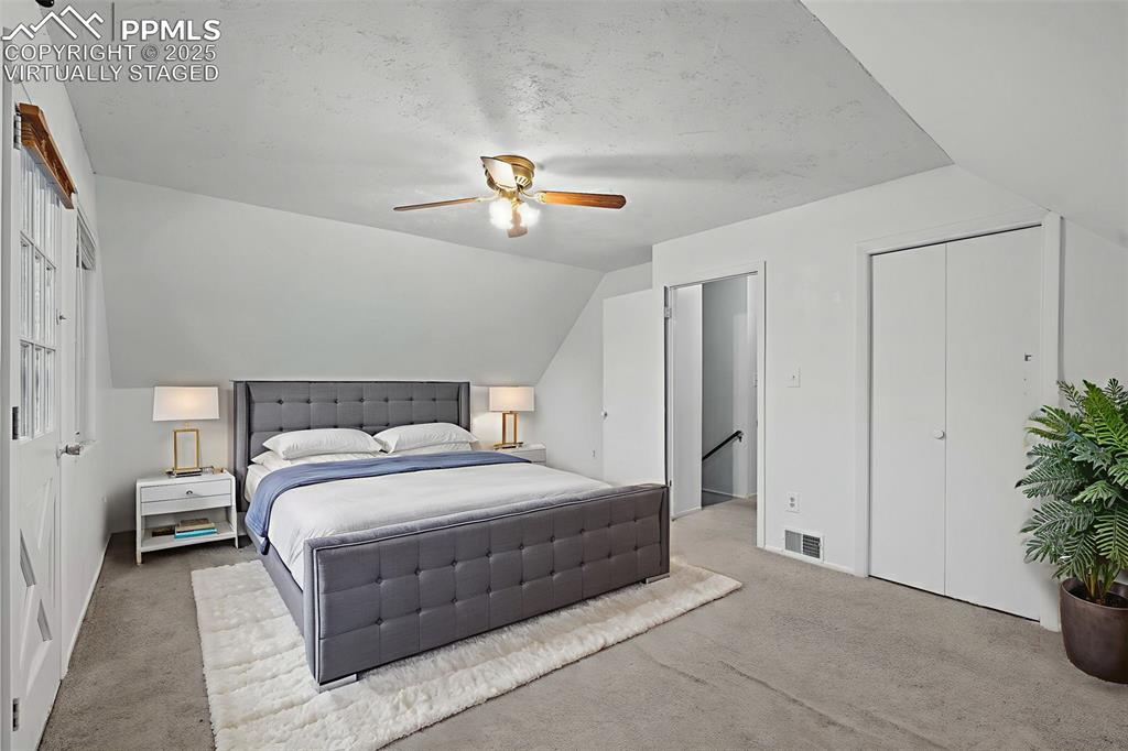 Image 20 of 50: Virtually staged