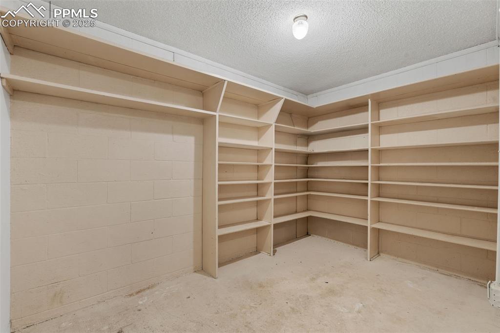 Image 36 of 50: Storage