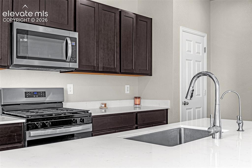 Image 9 of 42: Kitchen