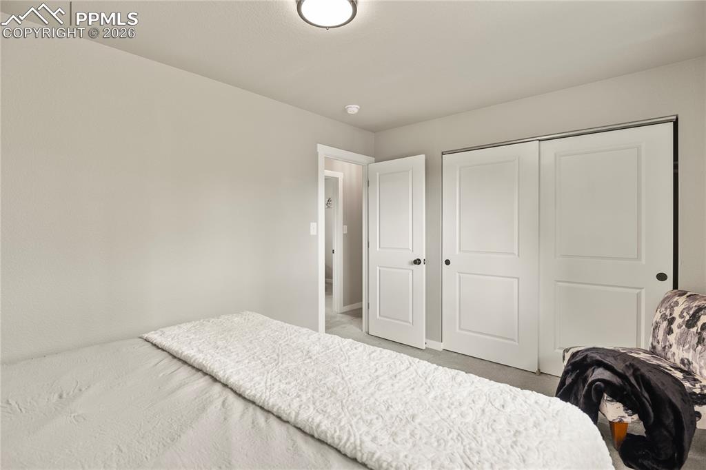 Image 15 of 34: Bedroom