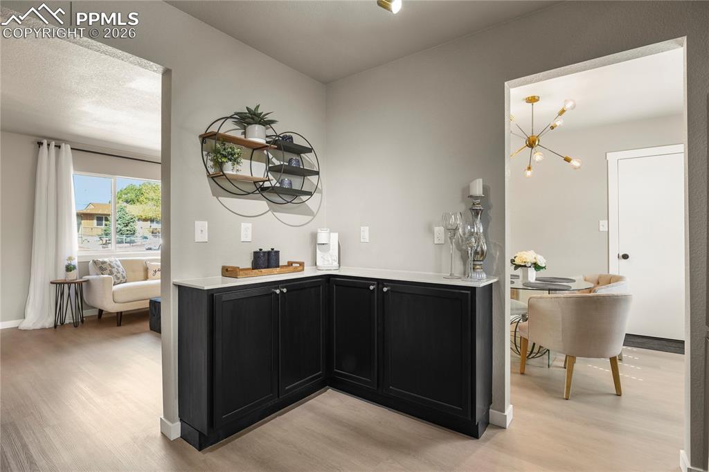 Image 8 of 34: Kitchen