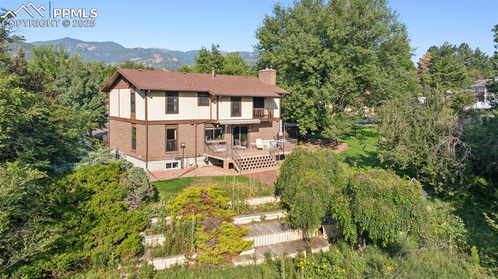 Image 40 of 49: Highlight of the home - amazing location