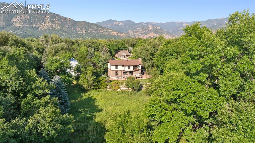 Image 9 of 49: The open space makes it feel like you are tucked into nature