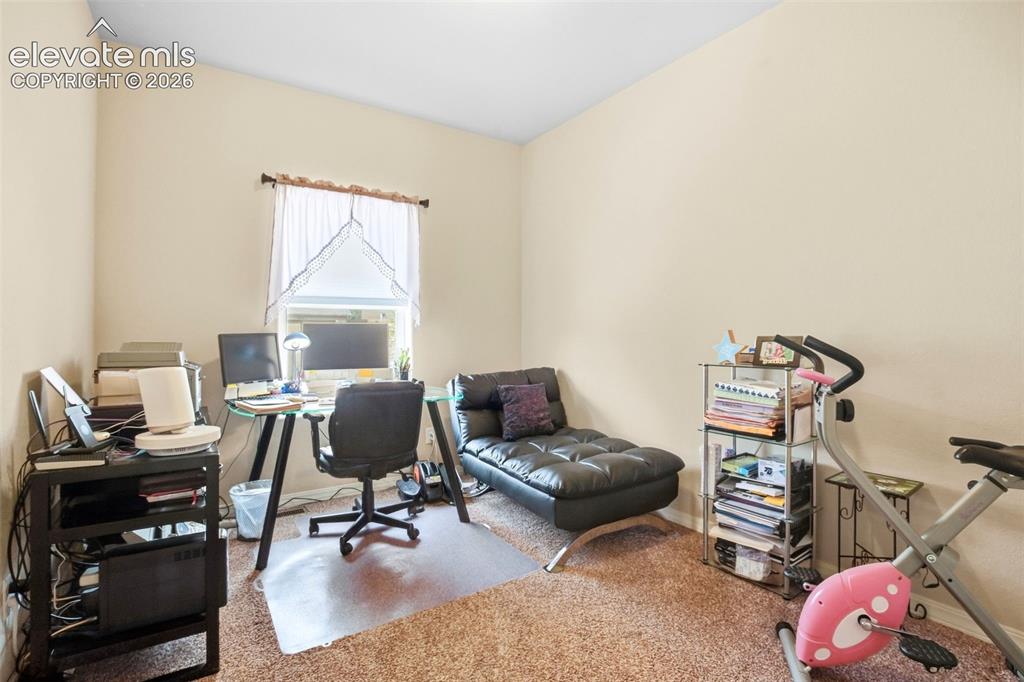 Image 12 of 50: Office