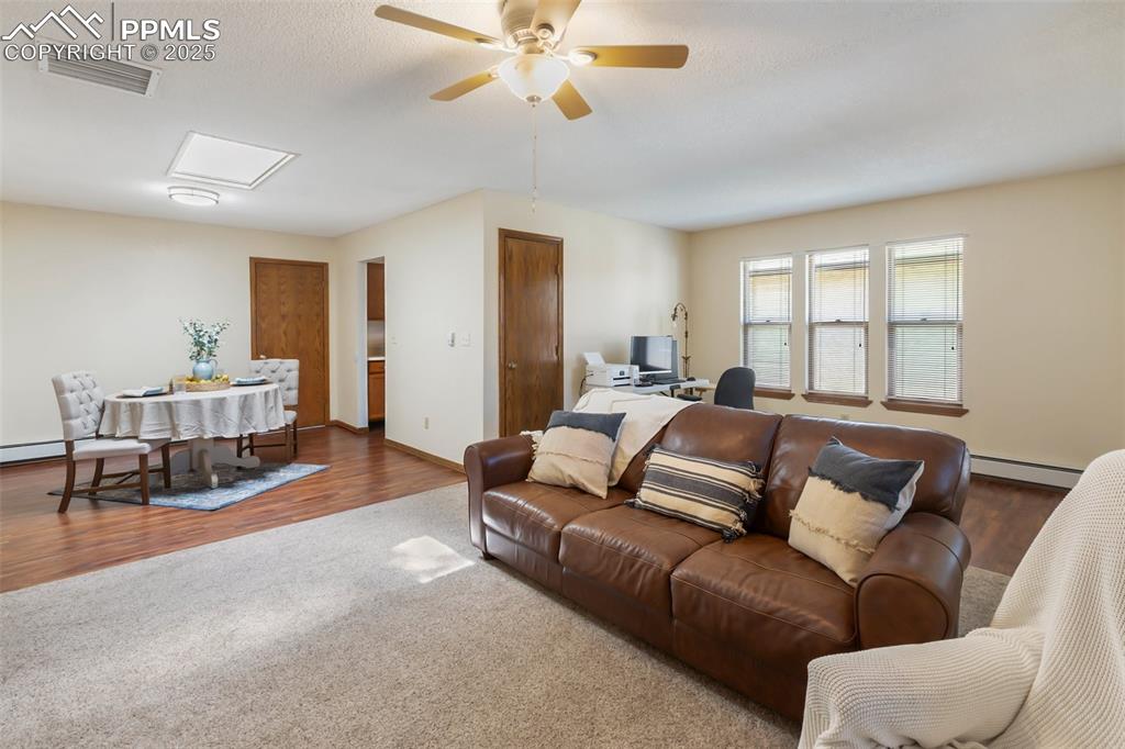 Image 13 of 33: Living Room