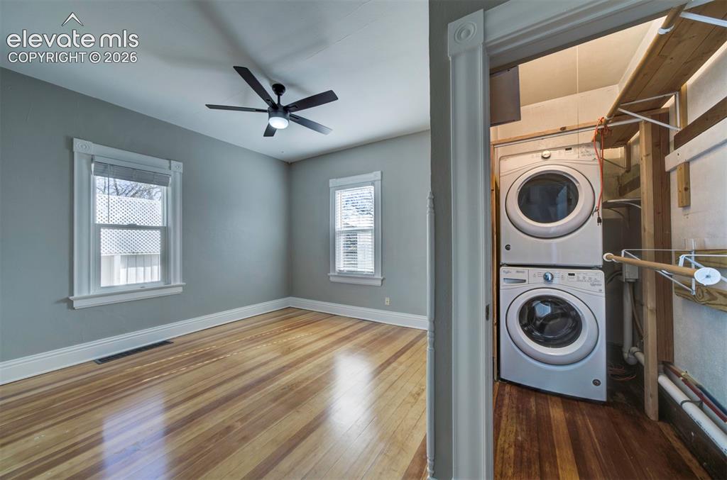 Image 15 of 29: Laundry