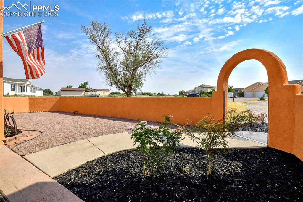 Image 27 of 32: View of court yard 