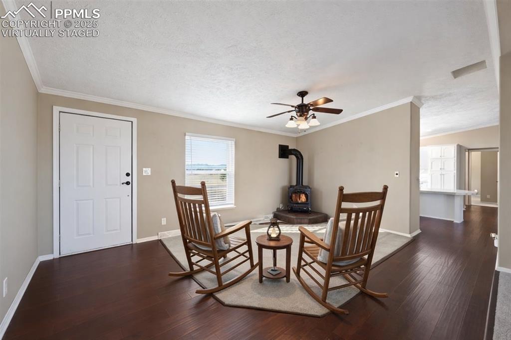 Image 4 of 35: Virtually Staged