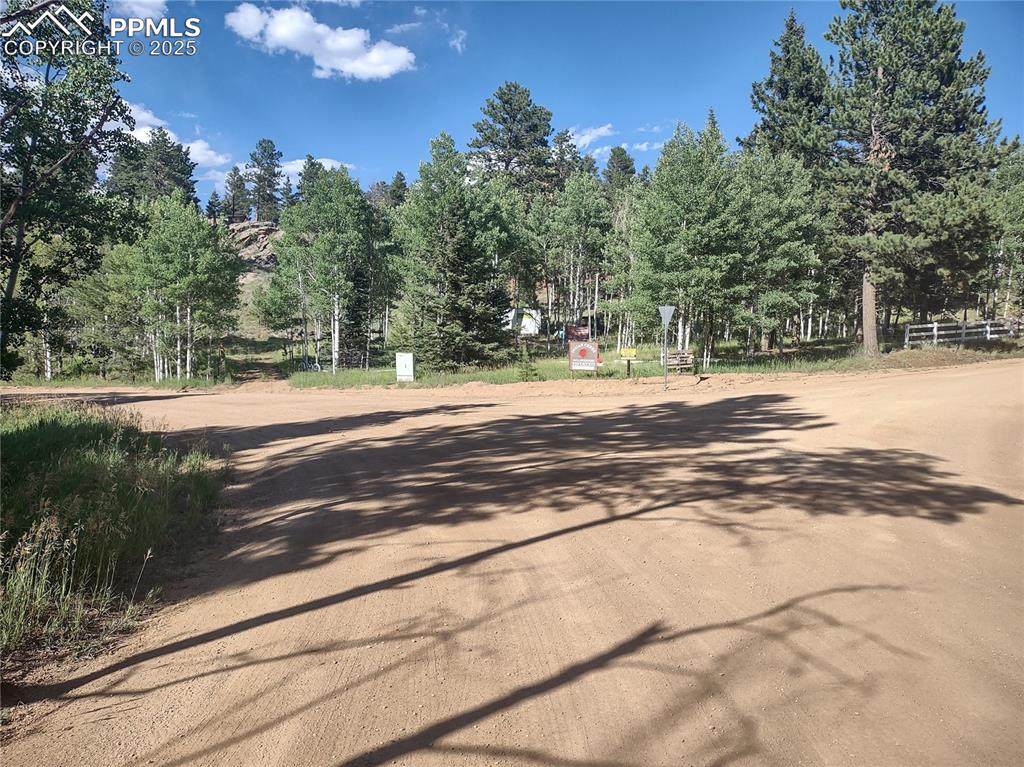 Image 43 of 50: Approaching left turn at "T" 