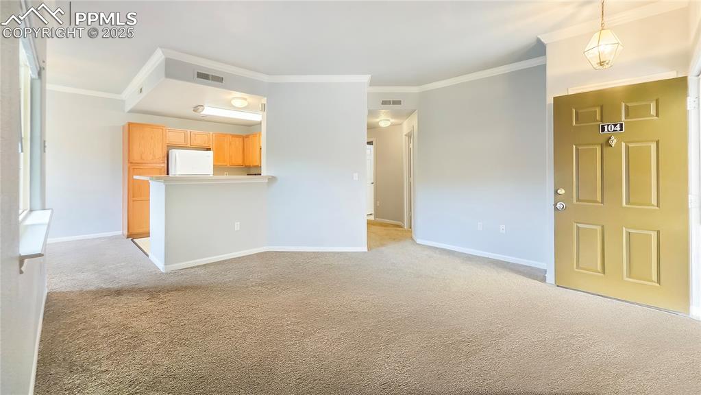 Image 3 of 15: Living Room