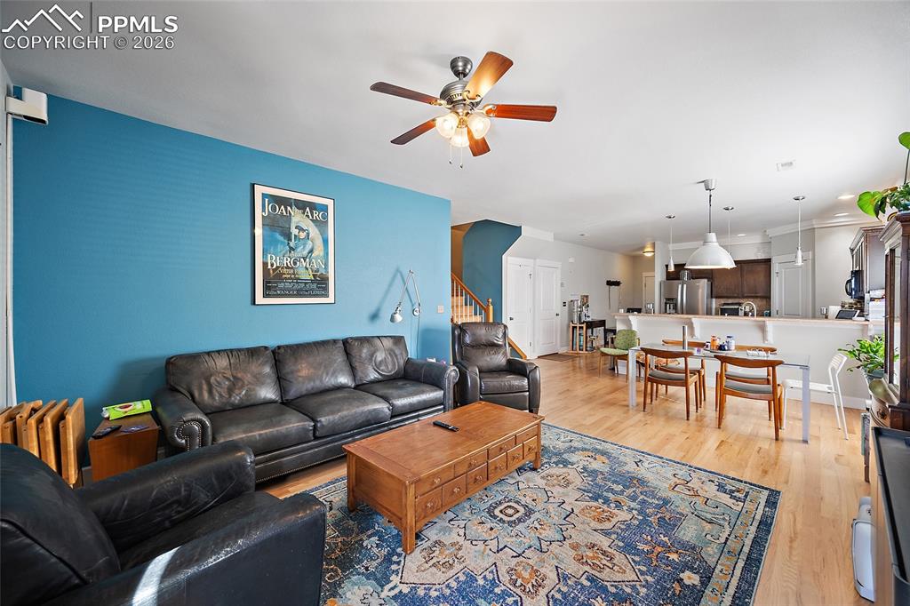 Image 16 of 49: Living Room