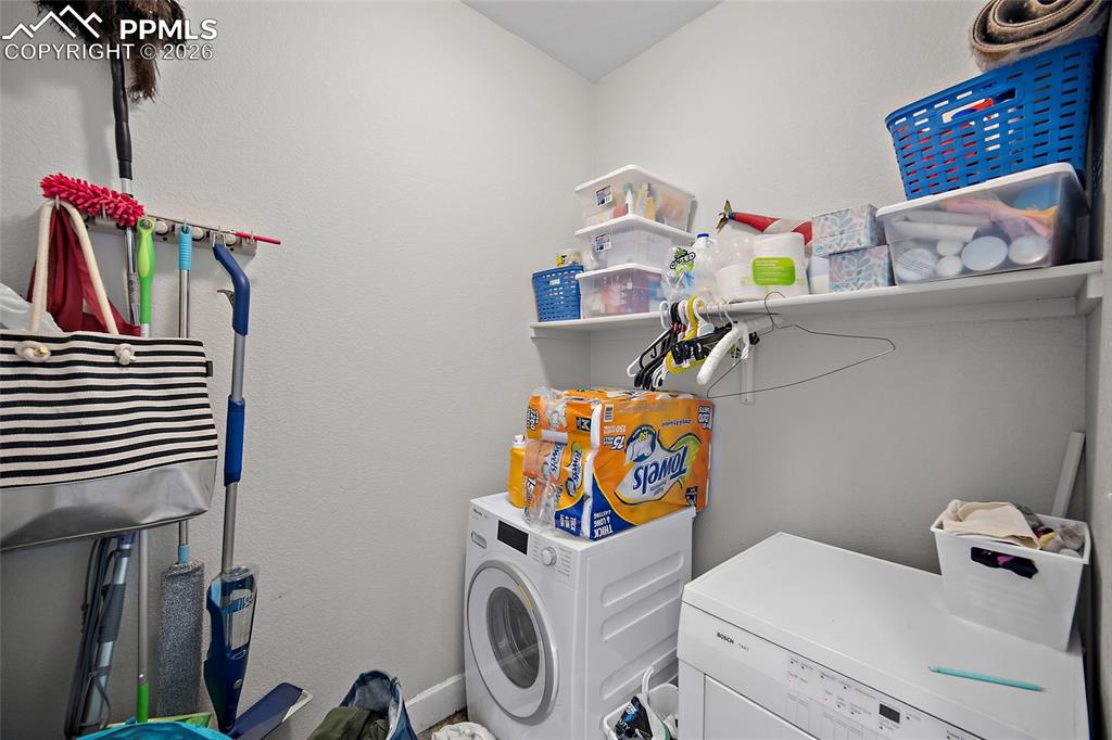 Image 28 of 49: Laundry