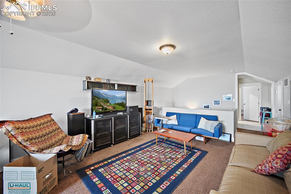 Image 29 of 49: Living Room