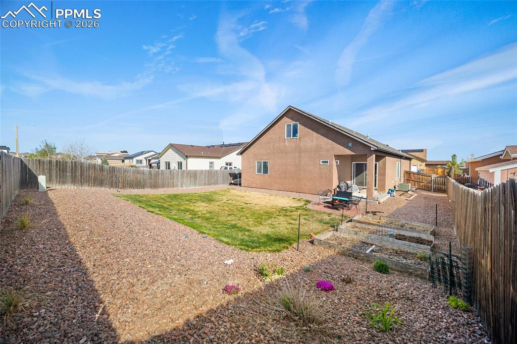 Image 41 of 49: Back of Structure