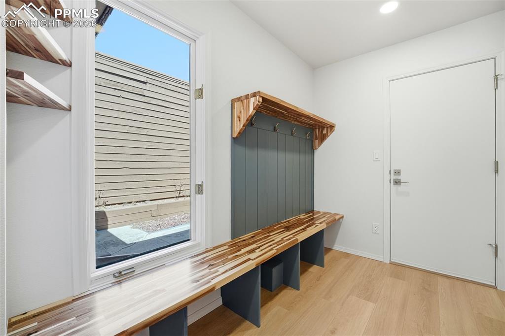 Image 7 of 50: Mud Room