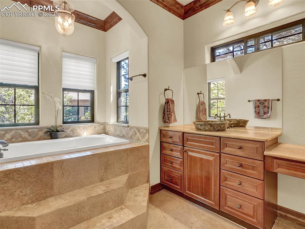 Image 29 of 37: Primary bathroom 