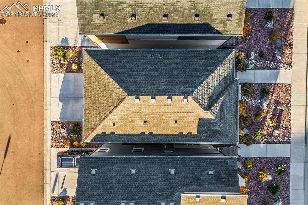 Image 4 of 31: View from above of property