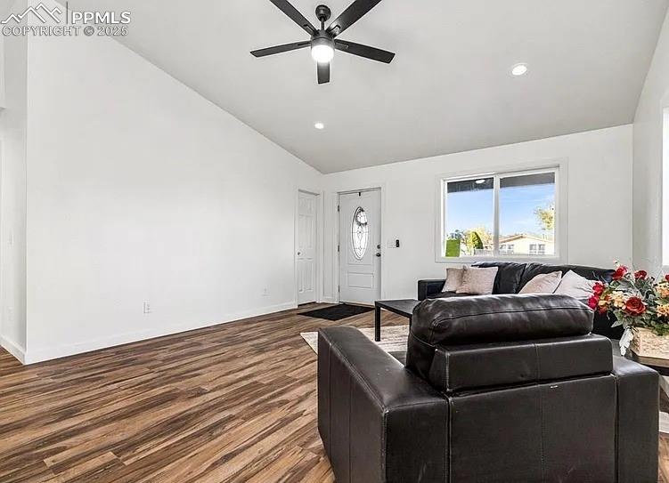 Image 4 of 15: Living Room