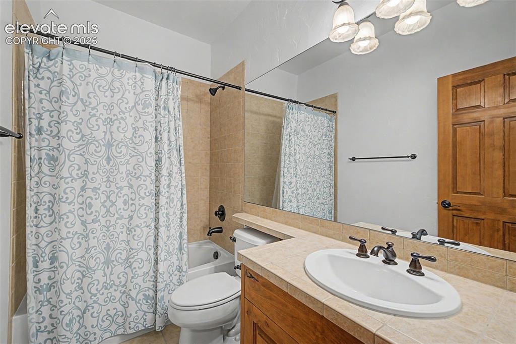 Image 40 of 42: Basement full bath